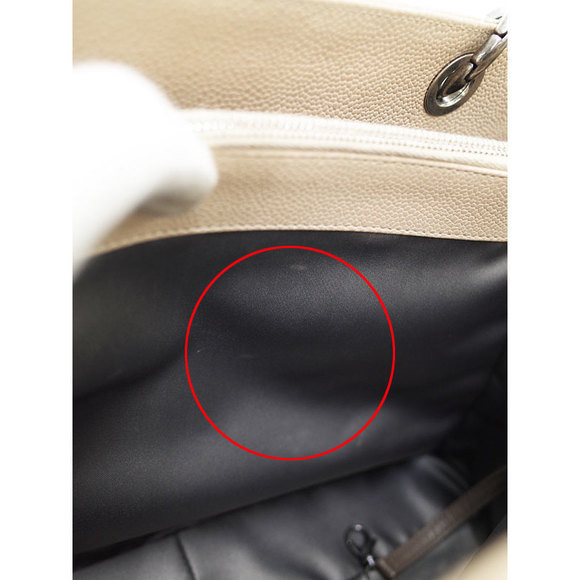 Chanel Matelasse Quilted Chain Tote Bag - Picture 7 of 9